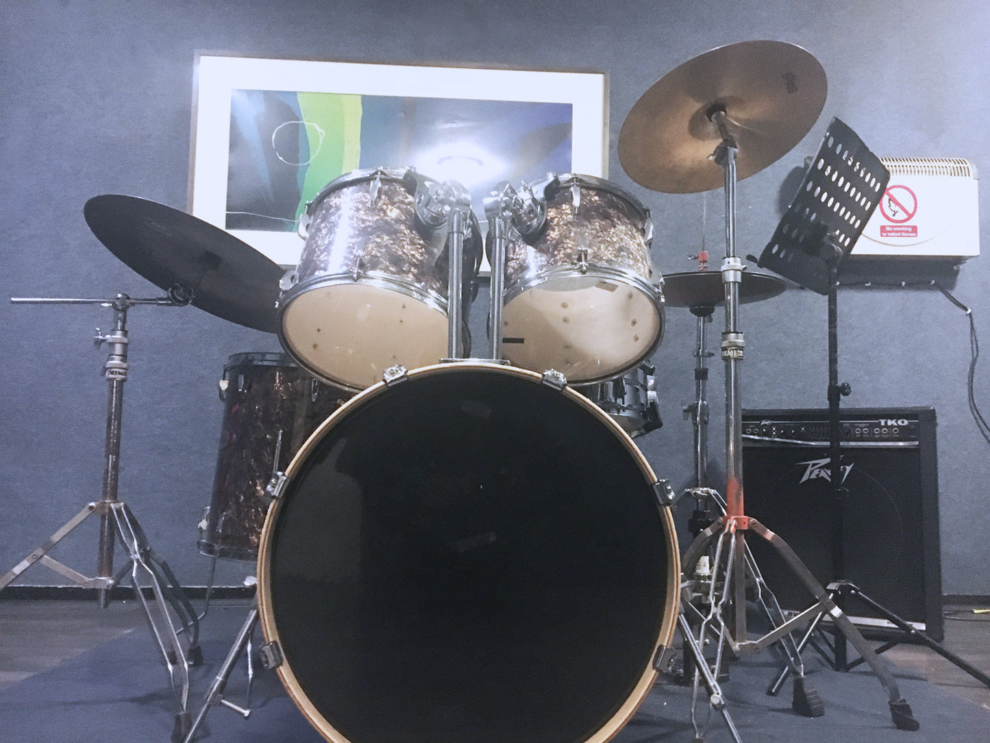 Studio 10 – London’s Cheapest Fully Equipped Rehearsal room