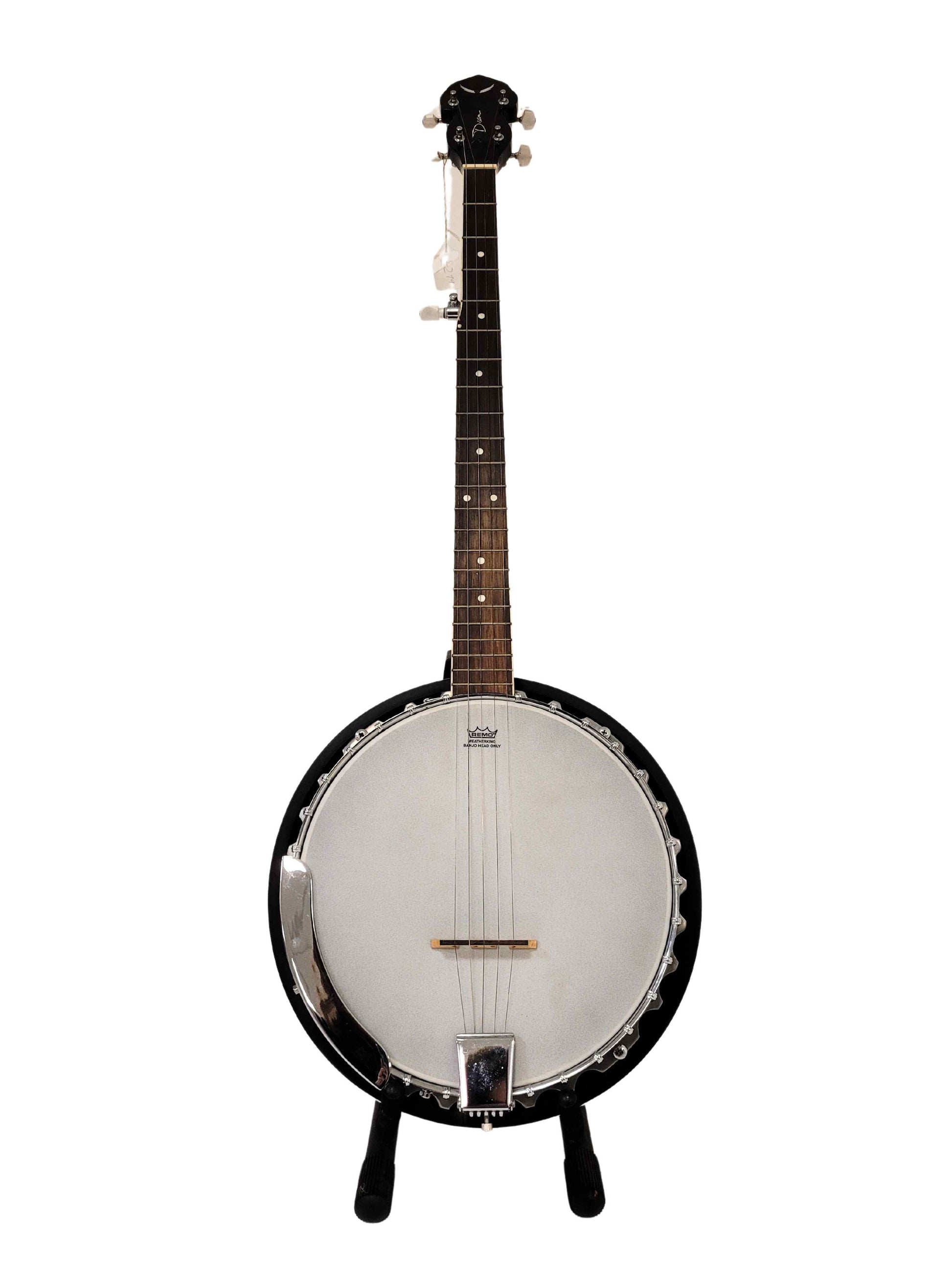 Dean Banjo