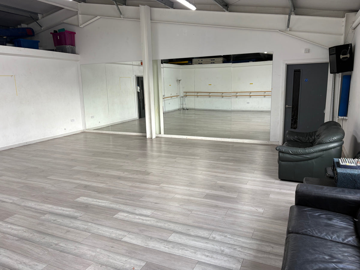 Studio 21 – Large Dance/Yoga/Fitness Studio