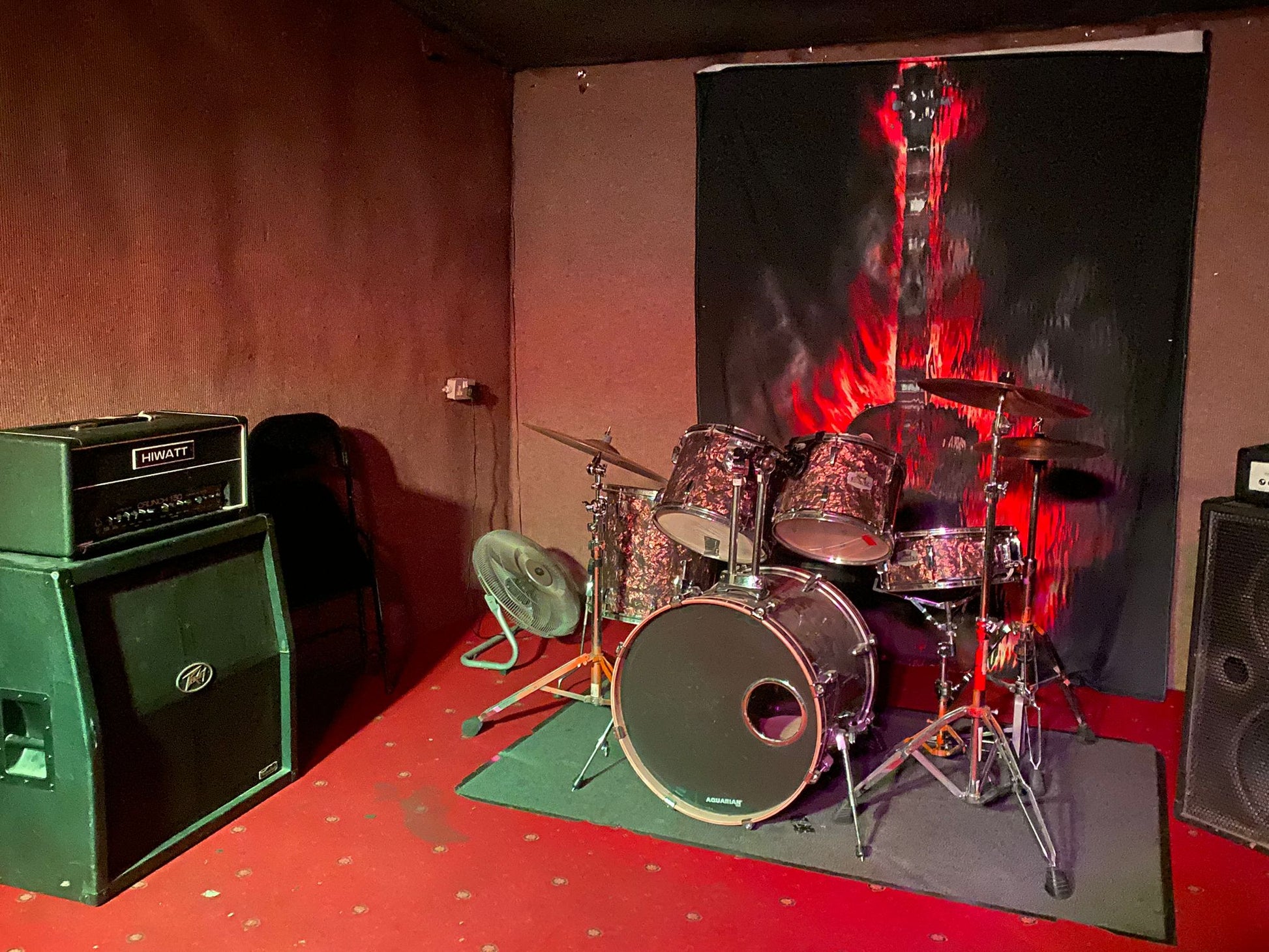 studio 4 drum kit speaker view